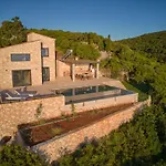 Aroa Eco Living Experience Volímai