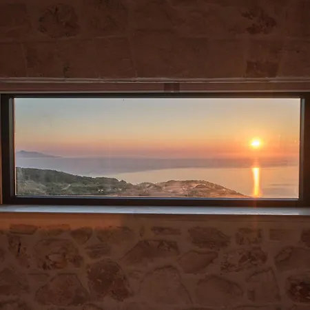 Aroa Eco Living Experience * Volímai