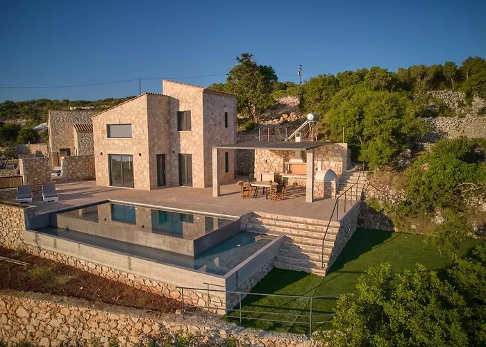 Aroa Eco Living Experience